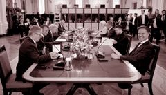 Трамп, сісфаєр і трохи конспірології