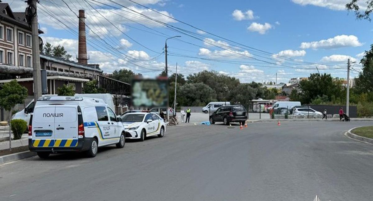 У центрі Чернівців водій авто на смерть збив чоловіка