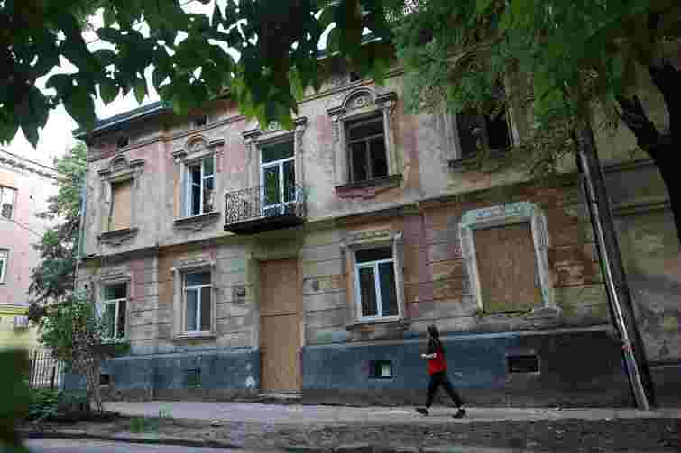 Міська рада Львова хоче зберегти пошкоджений російським дроном будинок біля вокзалу