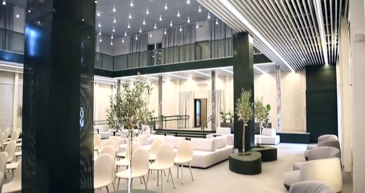 У приміщенні бізнес-простору є багатофункціональна зала на 300 людей та дві конференц-зали (фото Ігоря Поліщука)
