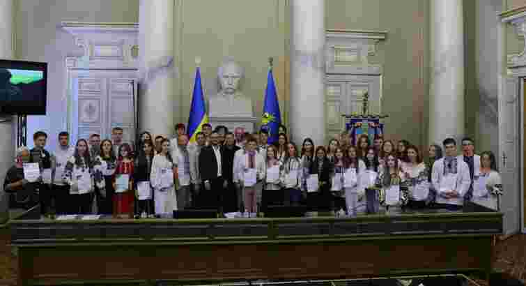 Львівщина лідирує за кількістю випускників з високими результатами НМТ