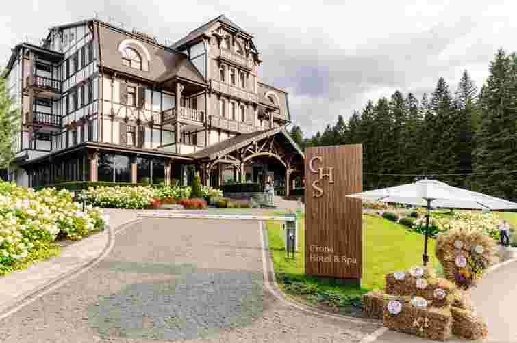 Свято ідентичності під гірським небом: Crona Hotel & SPA відзначив День Незалежності