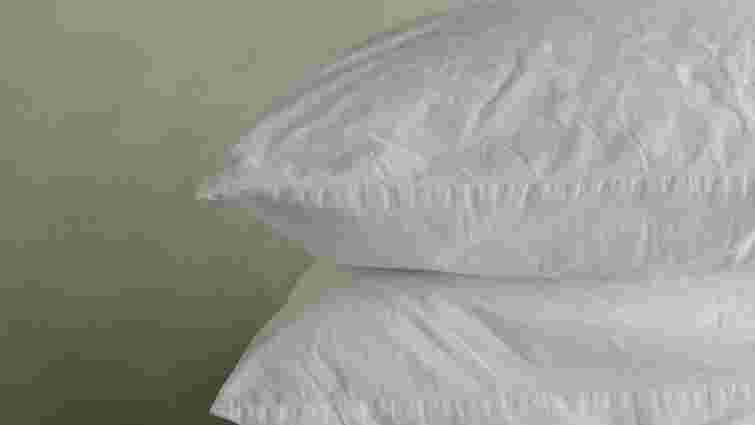 Небезпека максимально близько: наскільки часто потрібно прати подушки