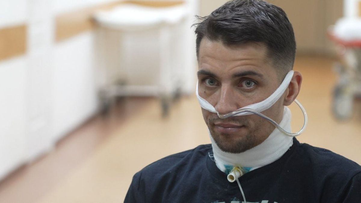 Військовий, що вижив з перерізаним горлом, дав свідчення про катування росіян