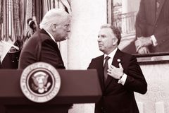 Як витягнути застряглий мир