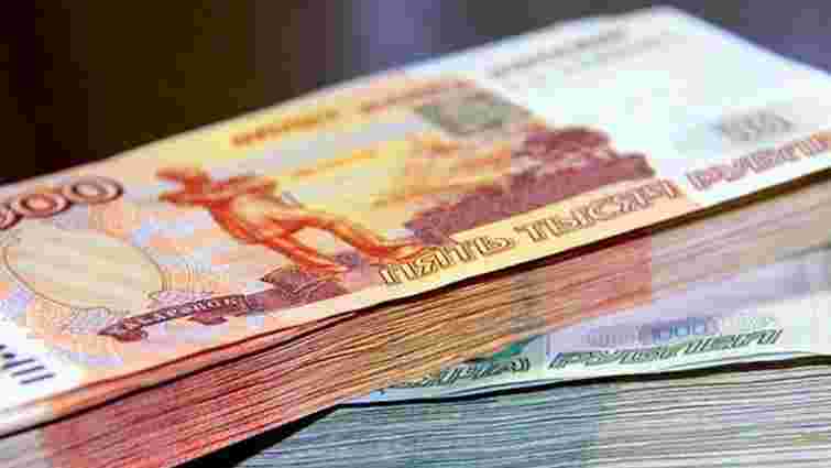 Повномасштабне вторгнення вперше поглинуло половину доходів російського бюджету