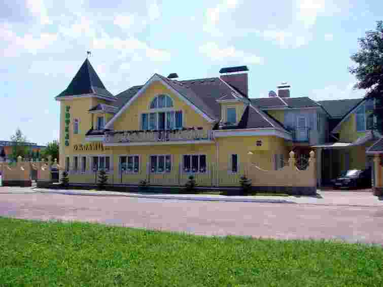 Луцький готель потрапив у скандал через відмову у поселенні двом військовим