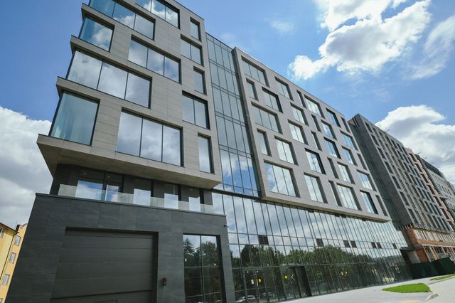 ЖК MillTown розташований усього за 10 хвилин пішки від Оперного театру