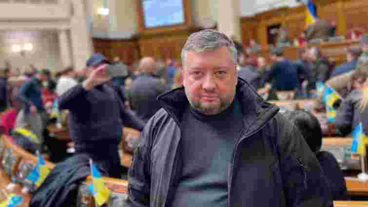 Підозрюваний у розкраданні грошей на РЕБ та дрони нардеп Кузнєцов вийшов під заставу