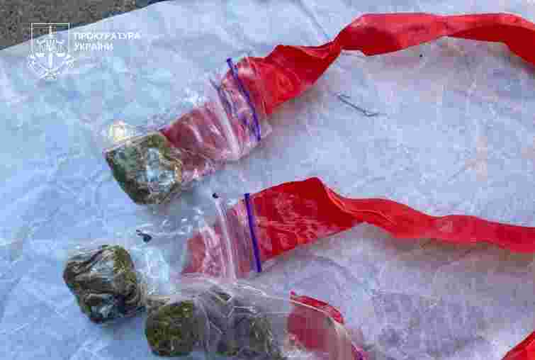 В Ужгороді за торгівлю наркотиками заарештували рецидивіста з Мелітополя