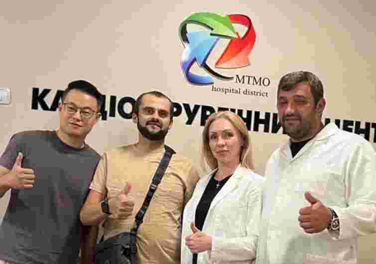Волинянину першому в Україні встановили унікальний пристрій для підтримки серця 