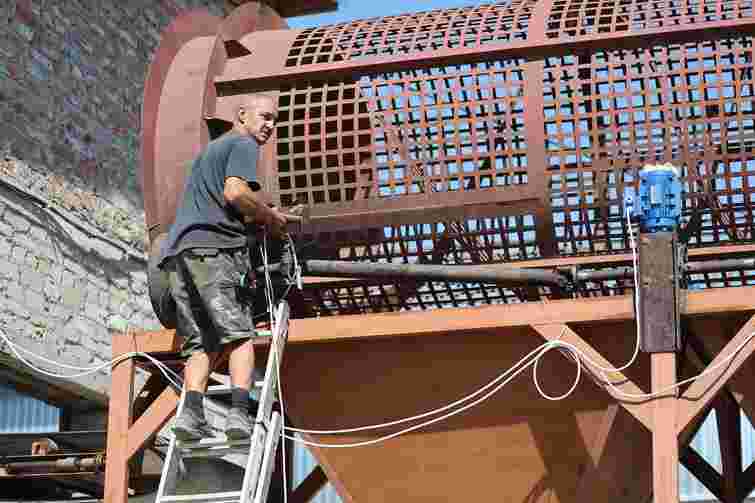 Біля Тернополя запрацює сміттєсортувальна лінія потужністю 5 тонн відходів на годину