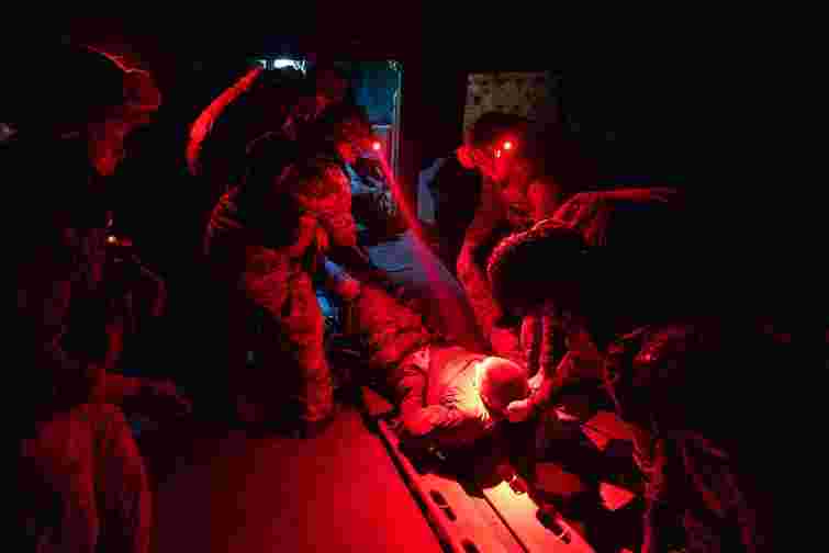 «Я дуже втомився знімати війну, але це треба робити»