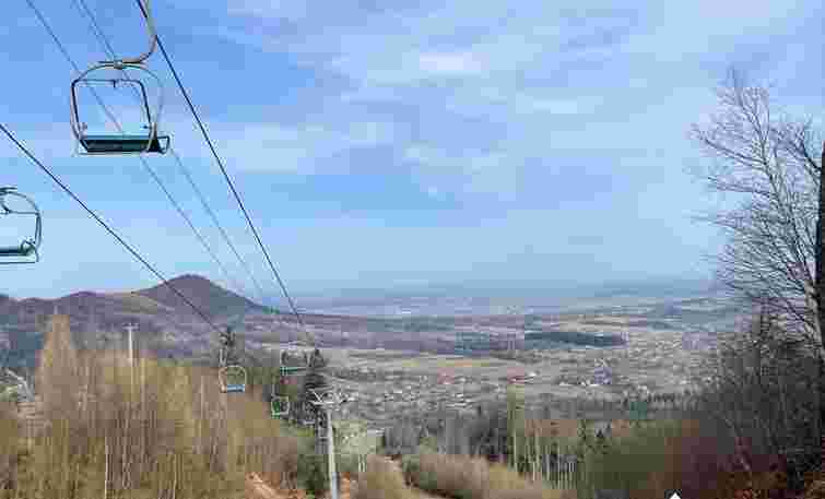 Дружину сільського голови Мигово підозрюють у привласненні 6 га біля гірськолижного курорту