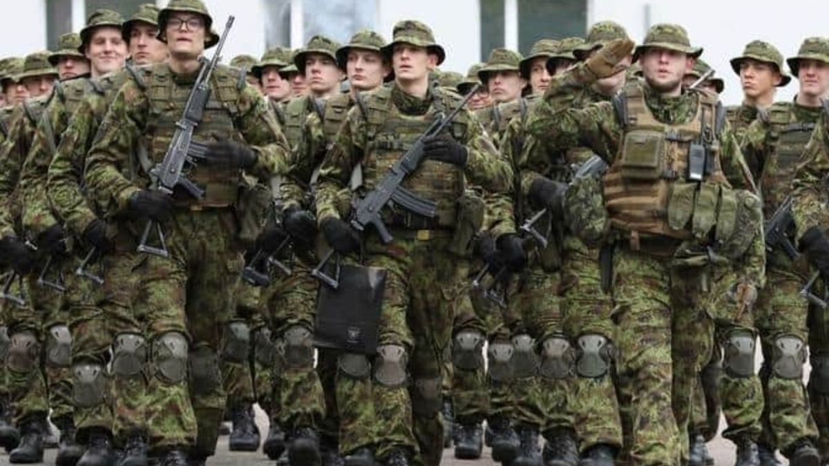 США скоротять військову допомогу країнам, які межують з Росією