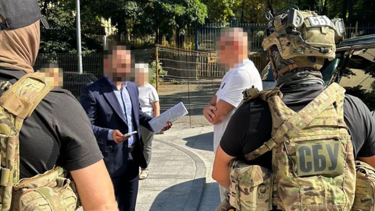 У Києві затримали колишнього топподатківця, який легалізував 1,5 млрд грн злочинних прибутків