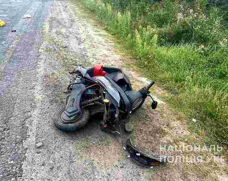 На Волині водій електроскутера загинув після зіткнення з мікроавтобусом  