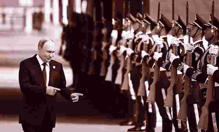 Росія потребує денацифікації