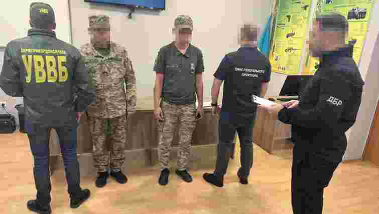 На Львівщині прикордонники випустили за кордон 80 ухилянтів без перевірки документів