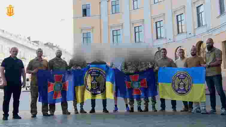 З окупації евакуювали чотирьох українських бійців, які три роки переховувалися від росіян