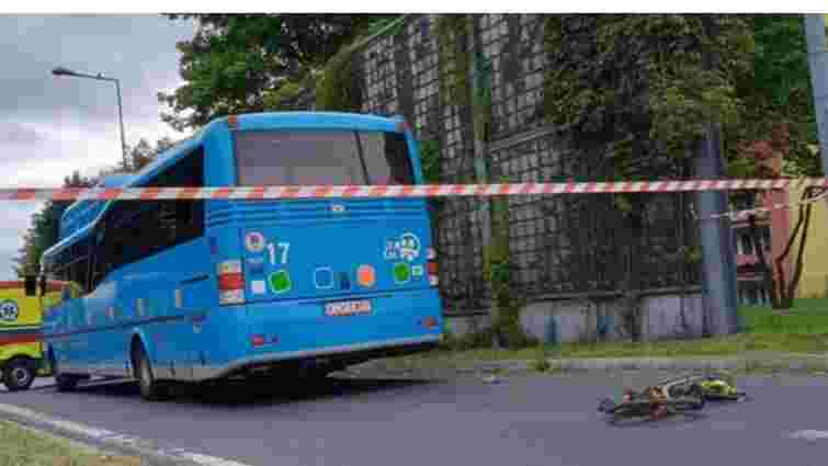У Польщі міський автобус на смерть збив 5-річного хлопчика з України