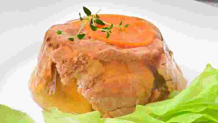 Ідеальний момент: коли та як правильно солити холодець