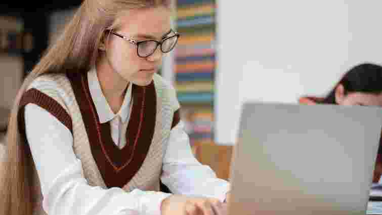 Українські університети продовжили прийом вступників, яким відмовили виші Польщі