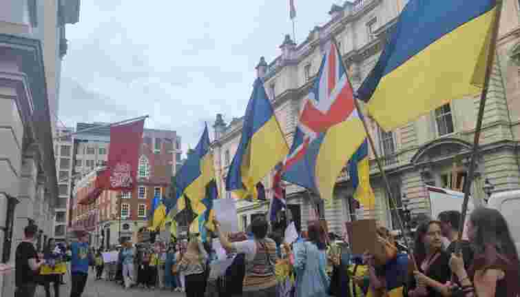 Залужний назвав виступ Нетребко у Лондоні легітимізацією вбивств в Україні