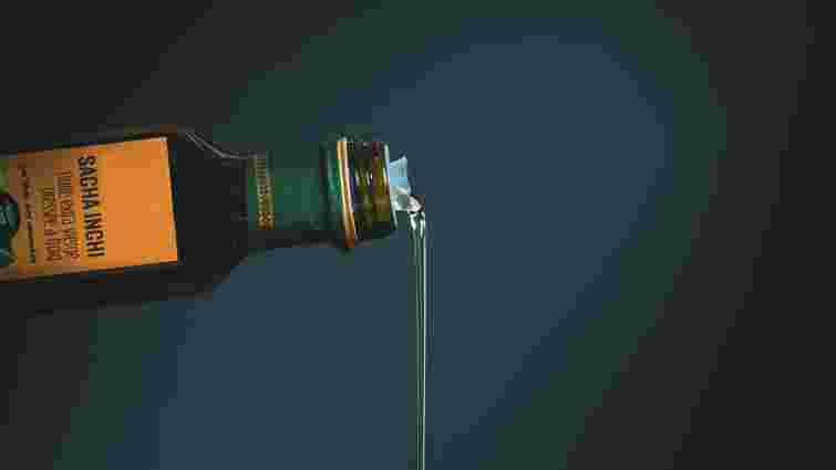 Смак, колір, запах, упаковка: як обрати якісну оливкову олію