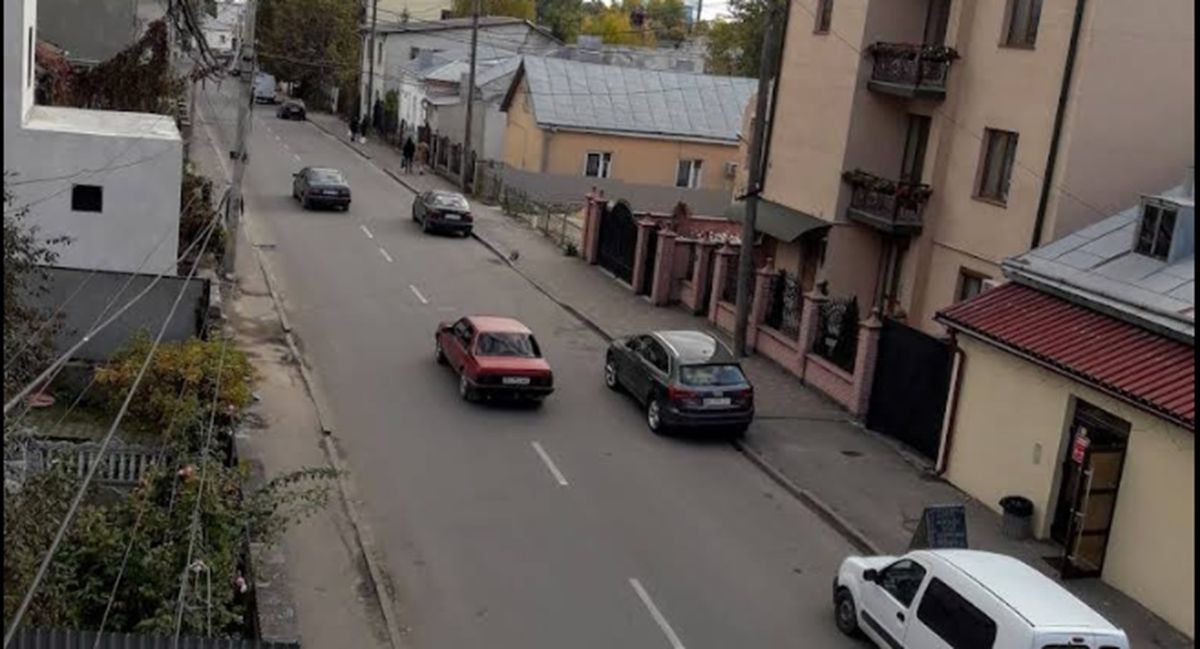 У центрі Тернополя реорганізують рух на двох вулицях
