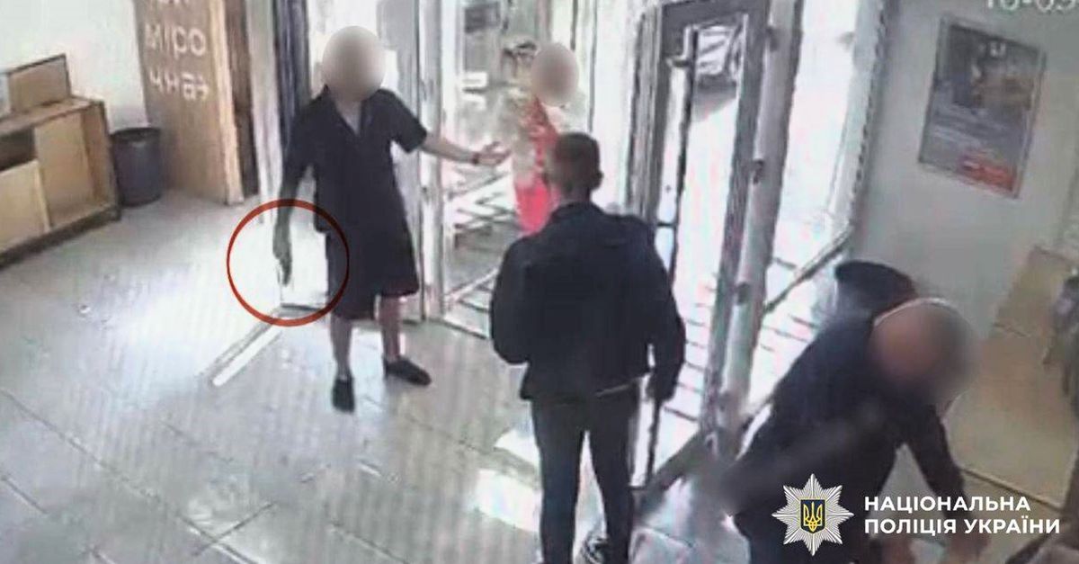 В Ужгороді у приміщенні «Нової пошти» сталася стрілянина