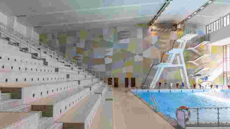 У Швеції планують знести 70-річний басейн із монументальною мозаїкою 