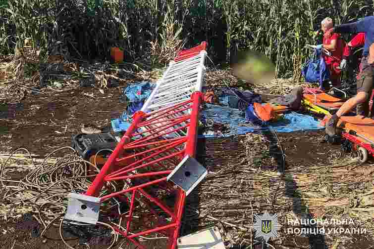 На Хмельниччині через падіння вітровимірювальної вишки загинув 20-річний чоловік 

