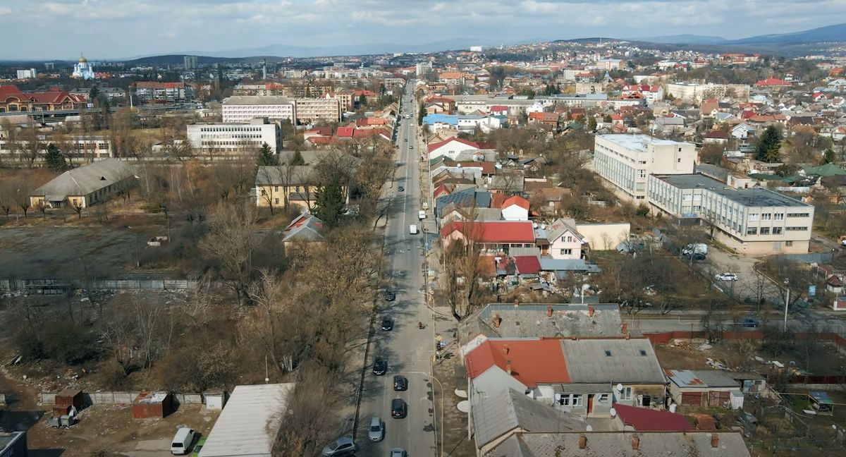 В Ужгороді на час ремонту перекриють частину вул. Карпатської України