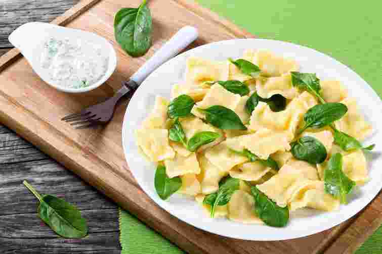 Домашні равіолі з м’ясом. Рецепт дня