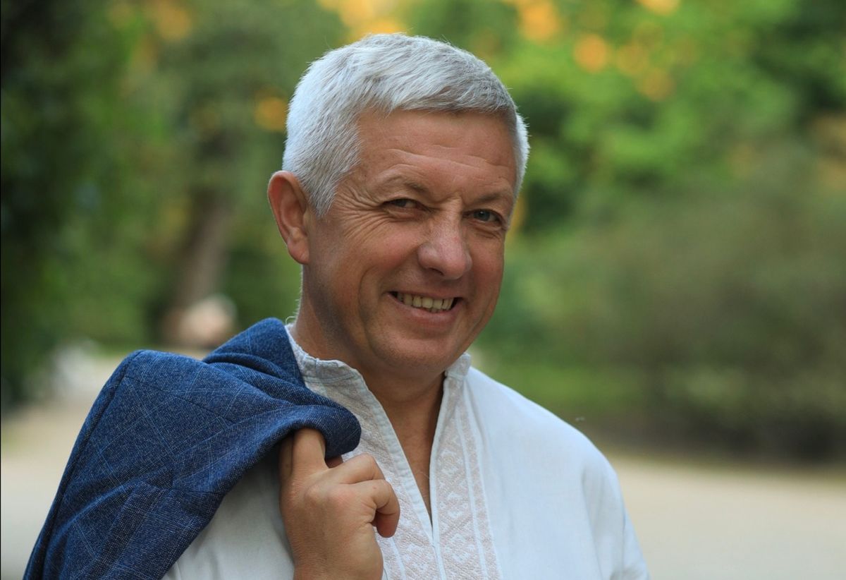 Відомий рівненський підприємець Валерій Гусак втік з армії до Польщі
