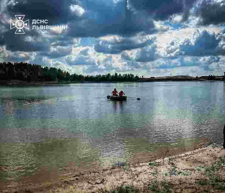 Із Ясниського кар'єру рятувальники витягнули тіло 34-річної жінки