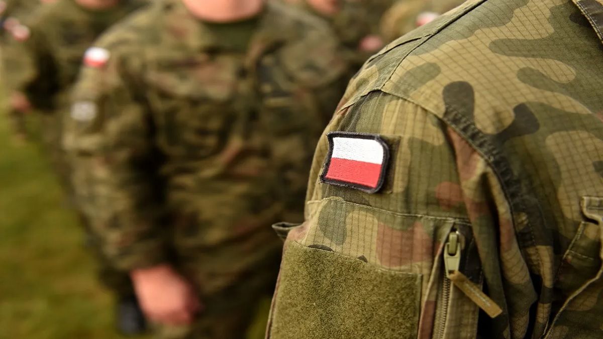 Більшість поляків не готові захищати країну в разі війни, – опитування