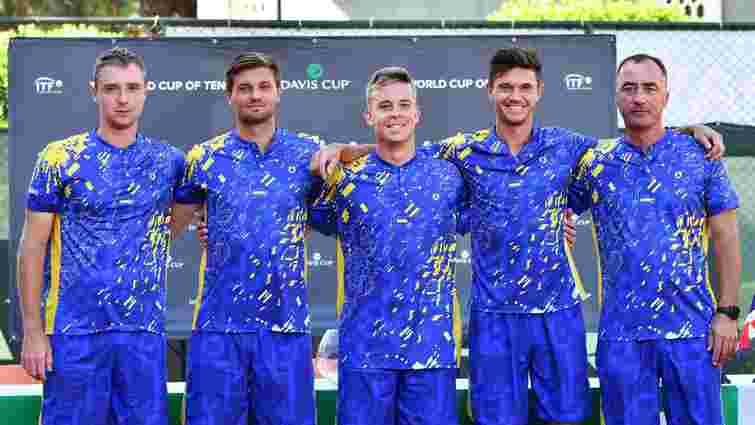 Збірна України розтрощила Домінікану і вийшла у плейоф Першої світової групи Кубка Девіса