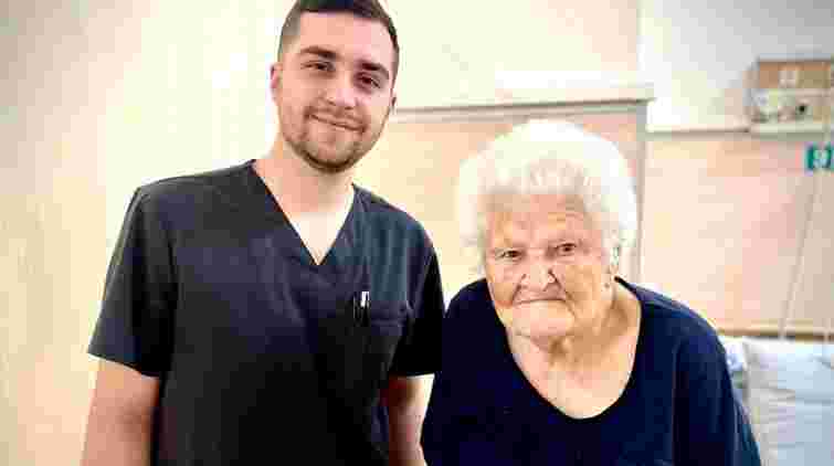 Львівські кардіохірурги врятували 99-річну пацієнтку з інфарктом міокарда