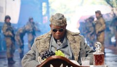 «Останнє пограбування»: Дейв Батіста та Ольга Куриленко у пошуках «Мони Лізи»