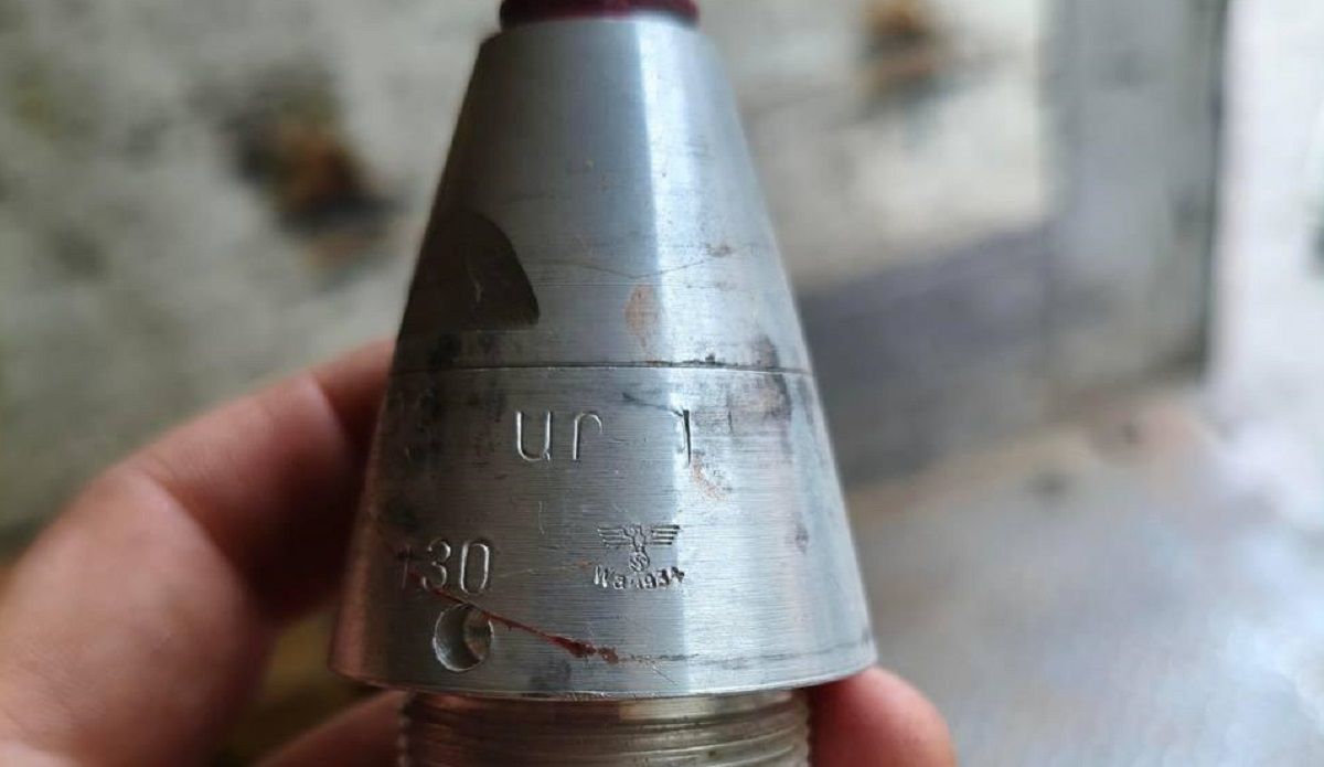 Розвідники 225 полку затрофеїли російські детонатори, марковані гербом нацистської Німеччини