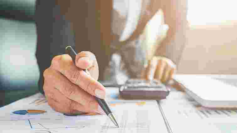 З нового року ФОПи платитимуть більше податків: що зміниться і якими будуть суми