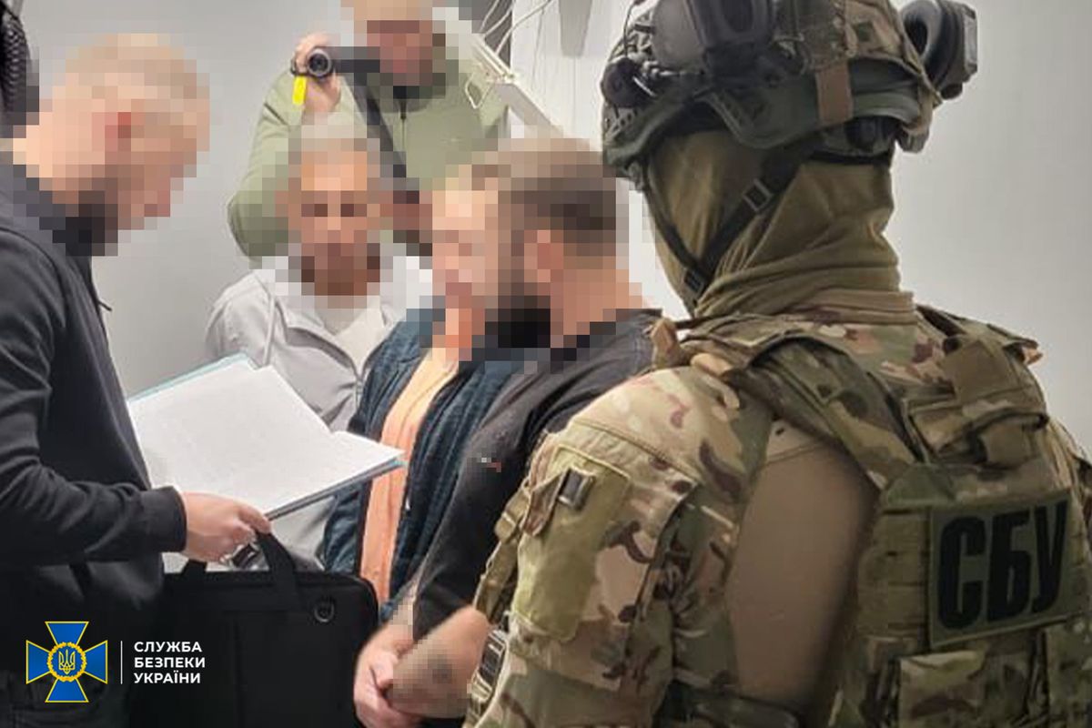 В Україні викрили благодійний фонд на привласненні 90% донатів для ЗСУ