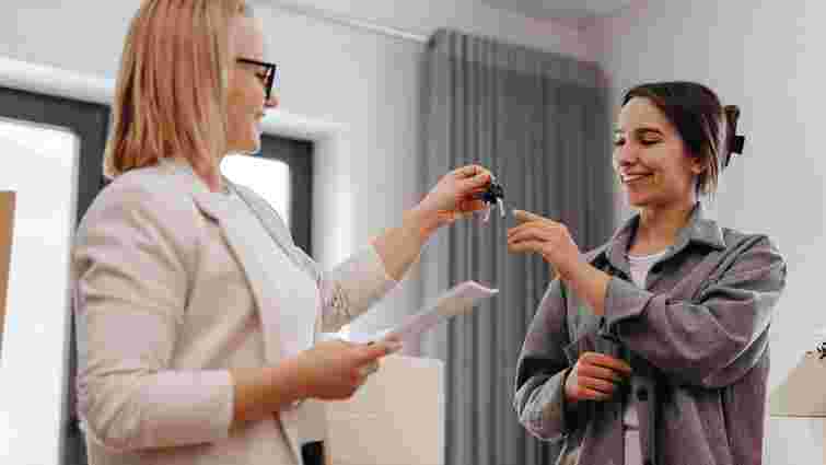 Українці просять уряд врегулювати ринок рієлторських послуг: про що йдеться