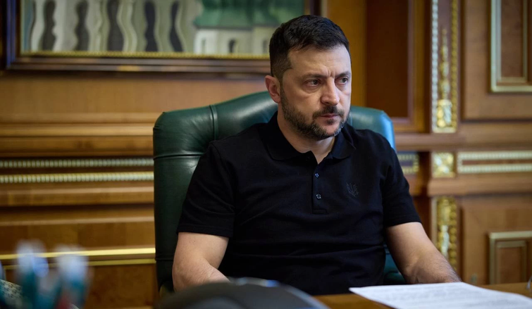 Президент підписав закон, що закриває доступ до інформації про майно посадовців