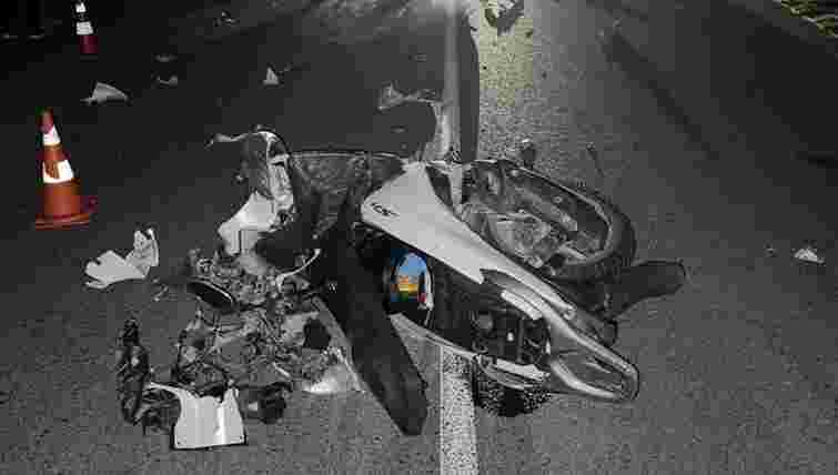 Неподалік Львова мотоцикліст спричинив ДТП на зустрічній смузі та загинув