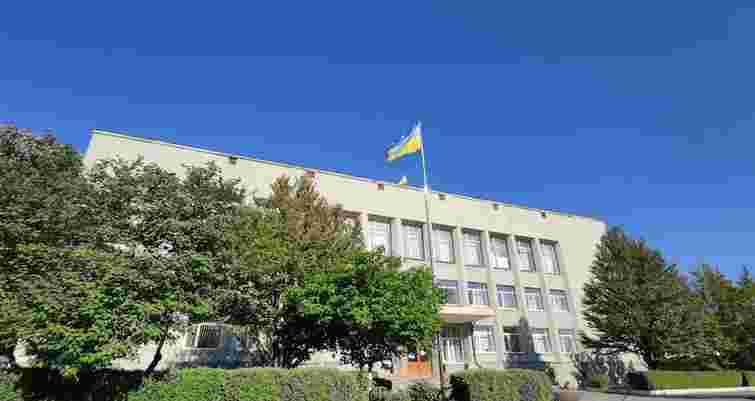 Депутата райради з Тернопільщини оголосили в розшук через побиття неповнолітнього