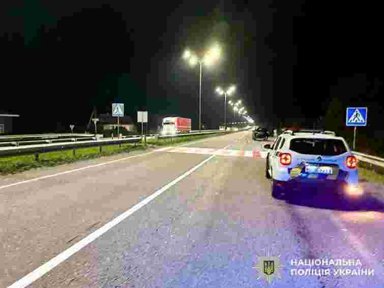 На Рівненщині водій позашляховика на смерть збив пішохода