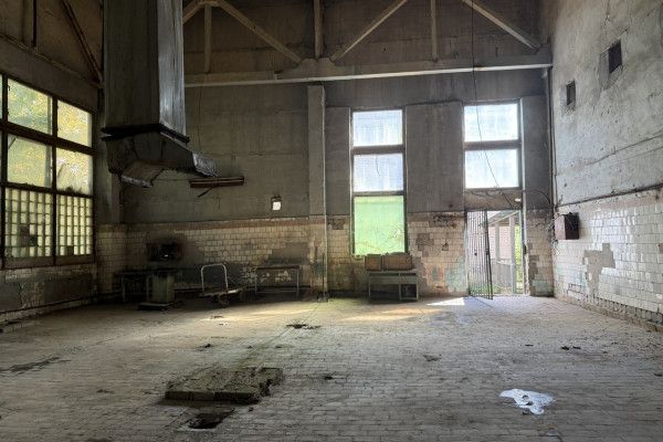 На промисловому майданчику розташовані виробничі, складські та адміністративні будівлі (фото InVenture)